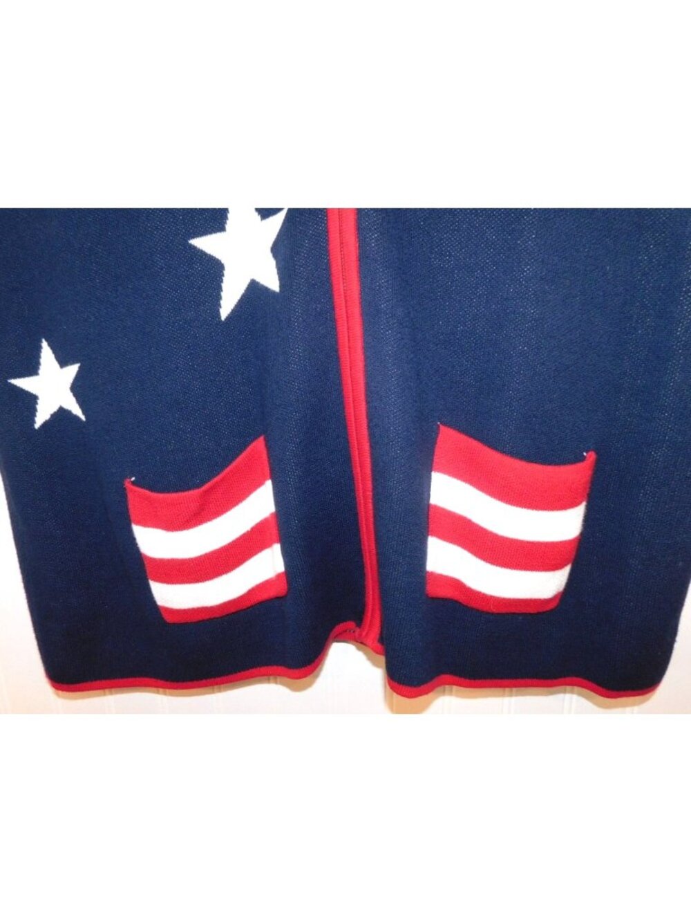 CJ Banks Christopher & Banks 1X Patriotic USA Flag Stars Stripes Vest 4th July - Picture 2 of 4